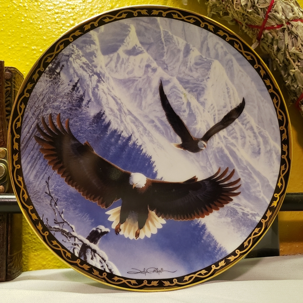 Eagle Plate Hamilton "Winter's Majestic Flight"